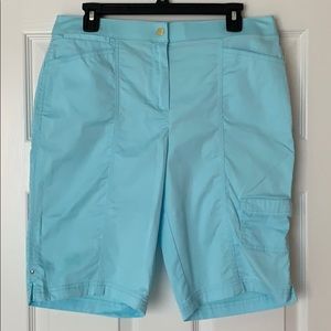 Chico’s Zenergy Cargo Shorts size 1